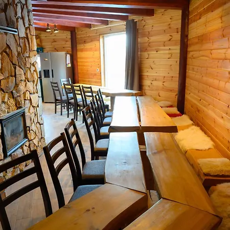 Exit Chalet *