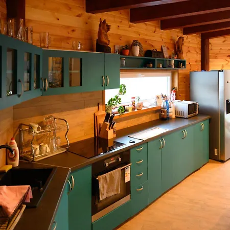 Exit Chalet Kolonica